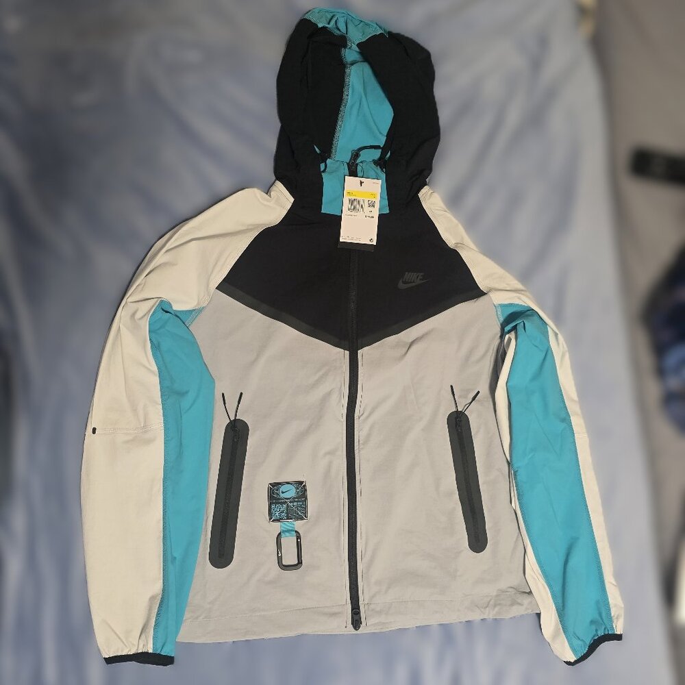 NEW! Nike Tech Windrunner Woven Full-Zip Hoodie Jacket IB8956-010, Small $155.00